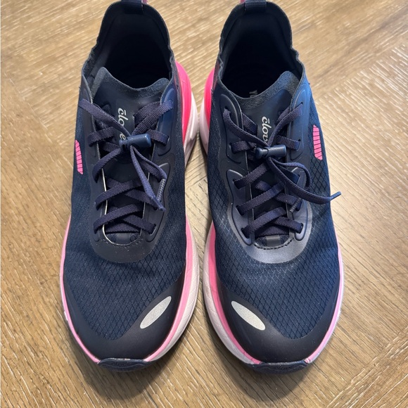 Clove Nurse Athletic Shoes in Navy/White/and Pink-Excellent Condition! - Picture 2 of 3